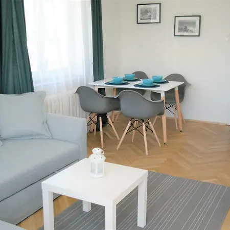 Kamienna Gora Apartman